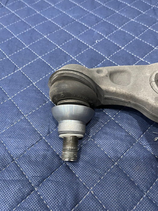 2015-2019 MERCEDES BENZ E63 S AMG FRONT PASSENGER RIGHT LOWER CONTROL ARM  OEM