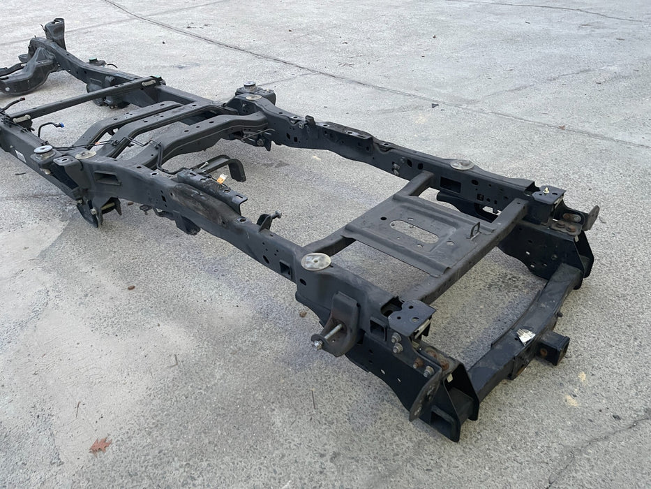 2017 2018 2019 FORD F250 F350 CREW CAB DIESEL 4X4 SHORT BED FRAME 160" WB