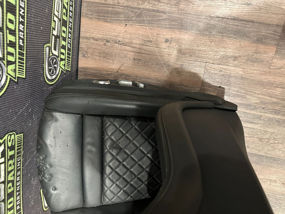 2017 2021 AUDI R8 PLUS RIGHT PASSENGER OEM GENUINE DIAMOND STITCHED ~WEAR~