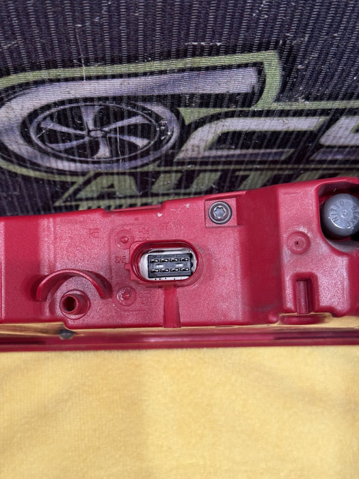 2014 PORSCHE 911 TURBO S 991 PASSENGER RIGHT TAIL LIGHT OEM