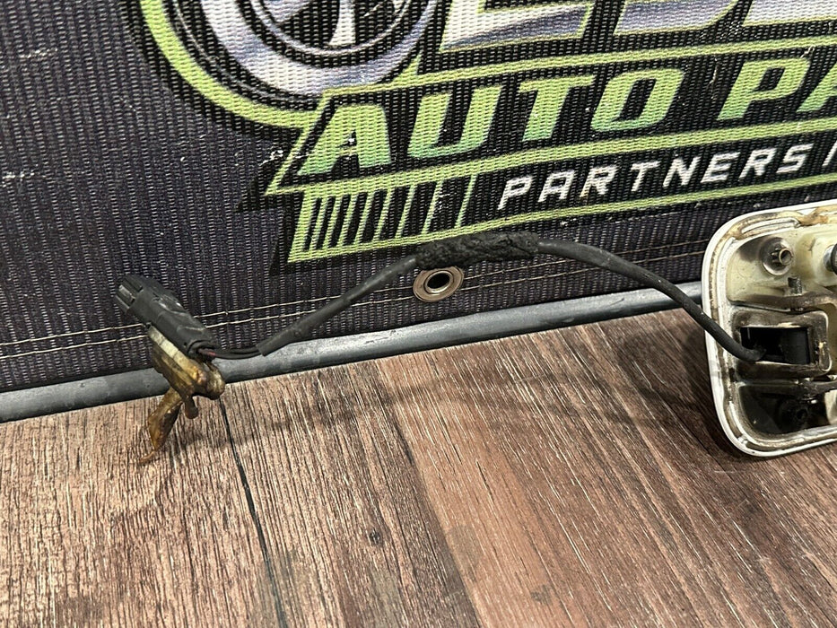 2017-2019 FORD F250 F350 FRONT LEFT DOOR HANDLE TRI COAT (UG) OEM *BURN DAMAGE*