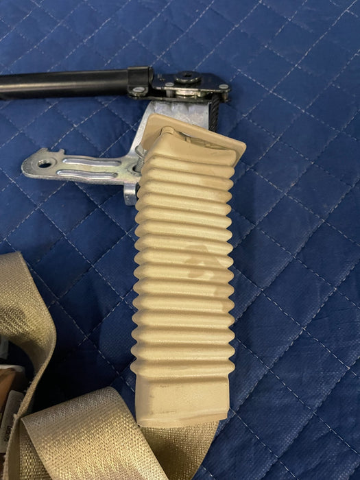 2017 FORD F250 F350 F450 LARIAT FRONT LEFT & RIGHT TAN SEATBELT PAIR