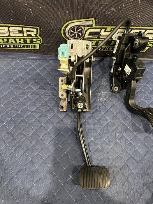 2019 FORD F150 3.5L RAPTOR ACCELERATOR GAS BRAKE PEDAL ASSEMBLY OEM