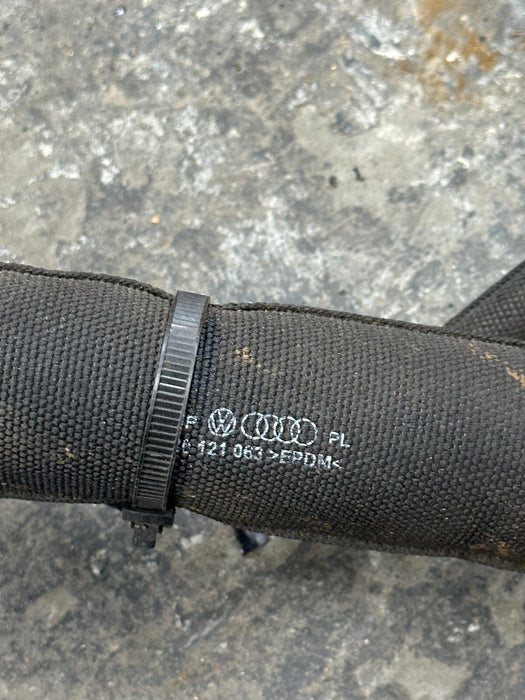 2014 AUDI R8 FRONT PASSENGER RIGHT COOLANT HOSE PIPE OEM 420 121 065 420121065