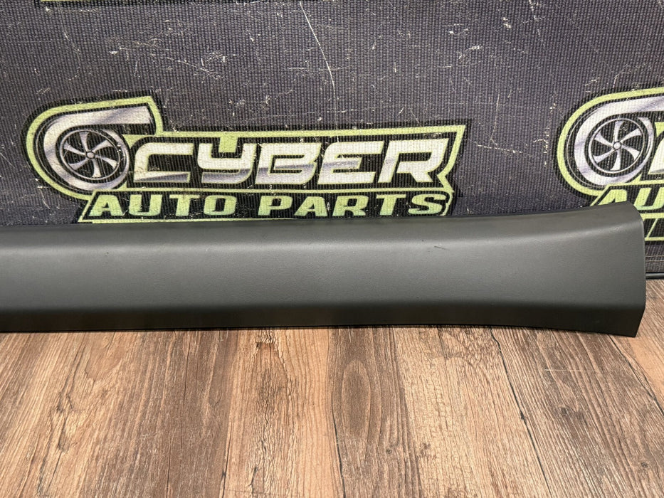 2021 AUDI R8 PASSENGER RIGHT LOWER A PILLAR TRIM PANEL OEM *WEAR #7*