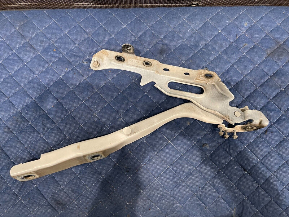 2017-2020 FORD F250 F350 RIGHT HOOD HINGE OEM HC3B-16800-A