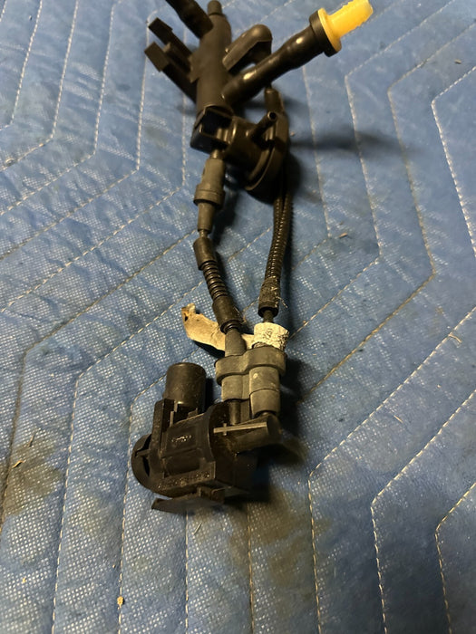 2017-2020 FORD F250 F350 F450 VACUUM HOSE OEM *HC3C-7A784-BA*