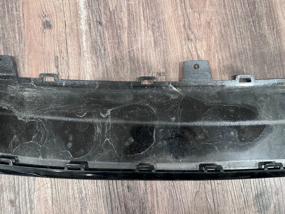 2021 2022 2023  AUDI RS6 FRONT LOWER BUMPER SPOILER TRIM 4K8 807 717 A