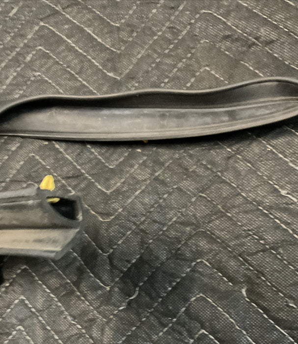 2018 2019 2020 FORD F250 F350 F450 LOWER CAB WEATHER DOOR SEAL STRIP OEM