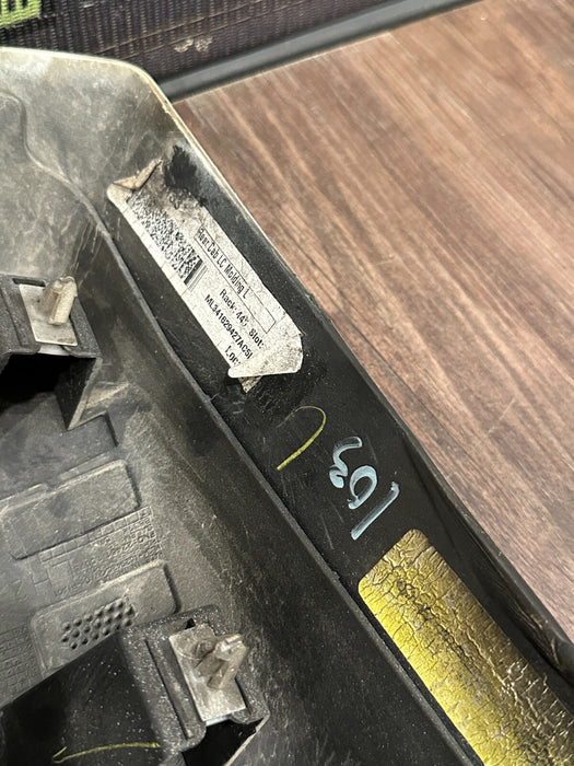 2023-2024 FORD F250 REAR LEFT WHITE CAB CORNER (STAR WHITE - AZ) OEM *READ/BURN*