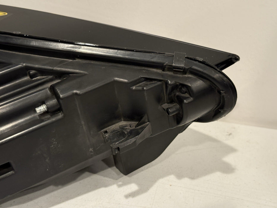 2017 2018 AUDI R8 LED LASER LEFT RIGHT HEADLIGHT PAIR OEM *MINT*