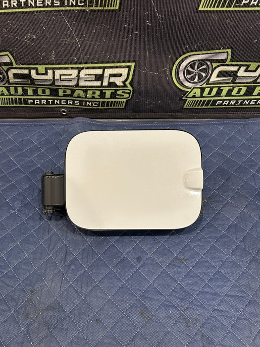 2023-2024 FORD F250 F350 WHITE GAS FUEL LID ASSEMBLY STAR WHITE (AZ) OEM