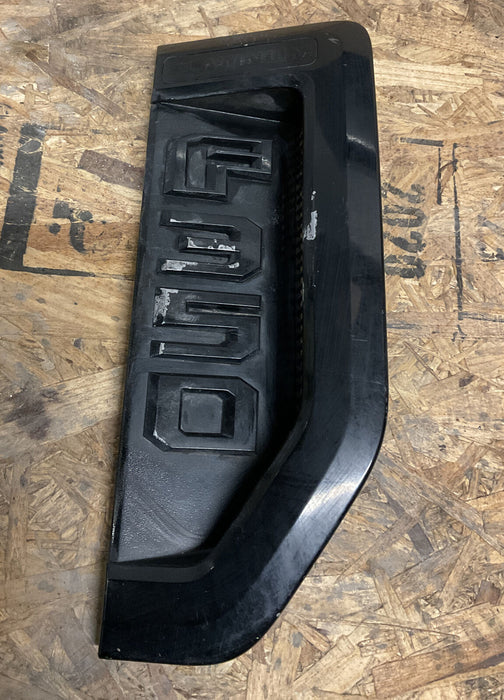 2017 2018 2019 FORD F250 PLATINUM DIESEL 6.7L LH FENDER EMBLEM OEM