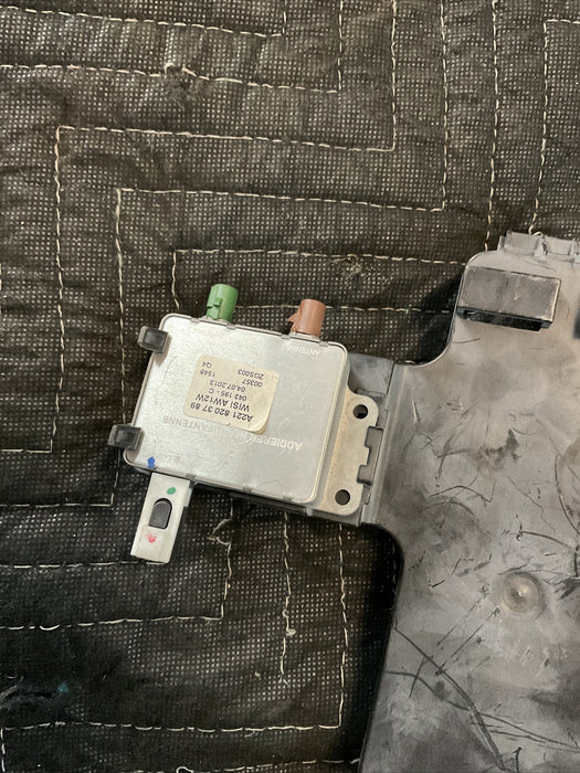 2014 MERCEDE S550 ANTENNA BOOSTER AMPLIFIER MODULE A221 820 37 89