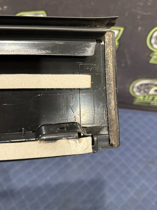 2019 FORD F150 3.5L RAPTOR REAR RIGHT GLOSS BLACK DOOR B PILLAR OEM *RESIDUE 3*