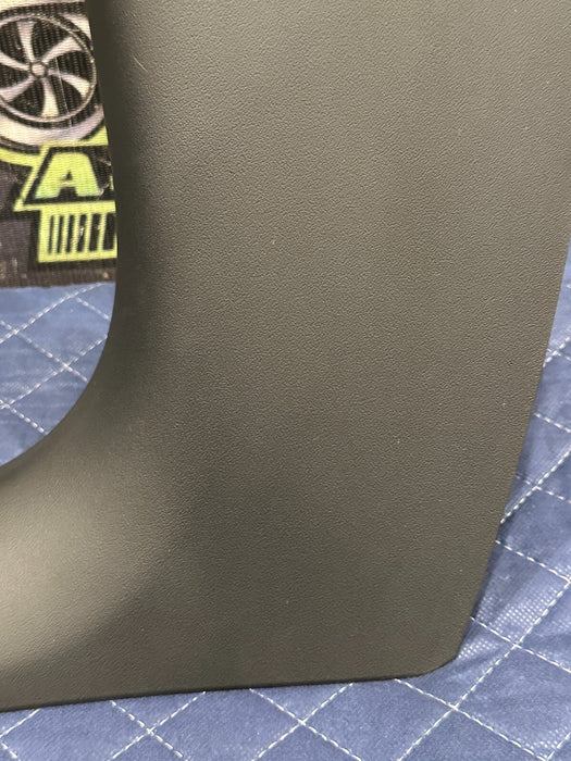 2014 AUDI R8 LEFT RIGHT COWL KICK PANEL TRIMS 423 867 271 423 867 272