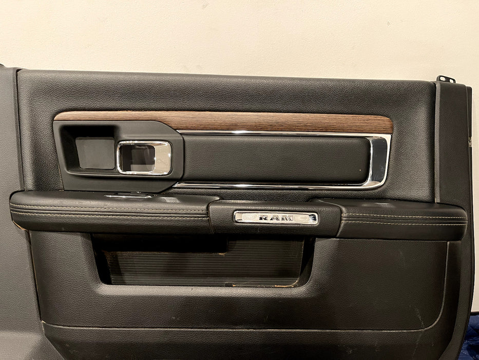 2017 DODGE RAM 2500 CREW CAB REAR PASSENGER RIGHT DOOR PANEL OEM SCRATCHES/SCUFF