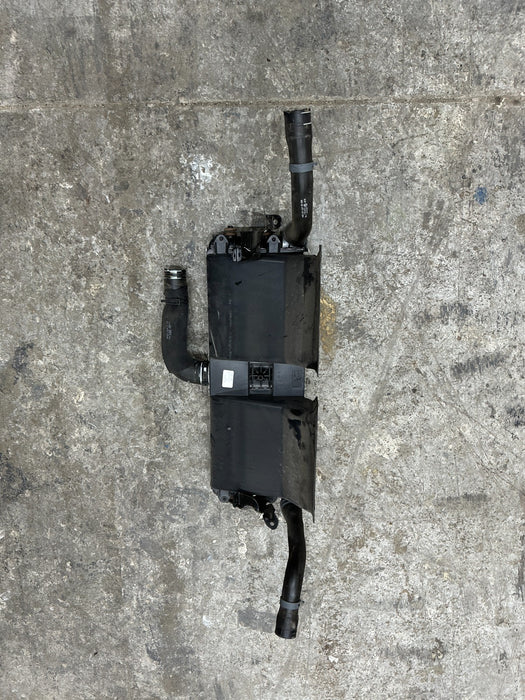 2014 AUDI R8 FRONT CENTER RADIATOR 420 121 254 B 420121254B