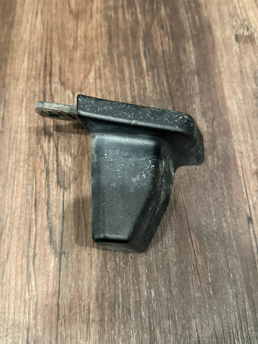 2022 DODGE RAM 2500 FRONT RIGHT FENDER SPAT MOLDING OEM 68362312AC