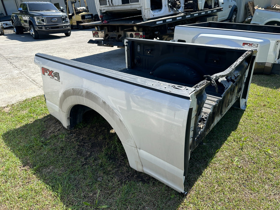 2017-2022 FORD F250 F350 SHORT BED 6' TRI-COAT METALLIC WHITE (UG) OEM