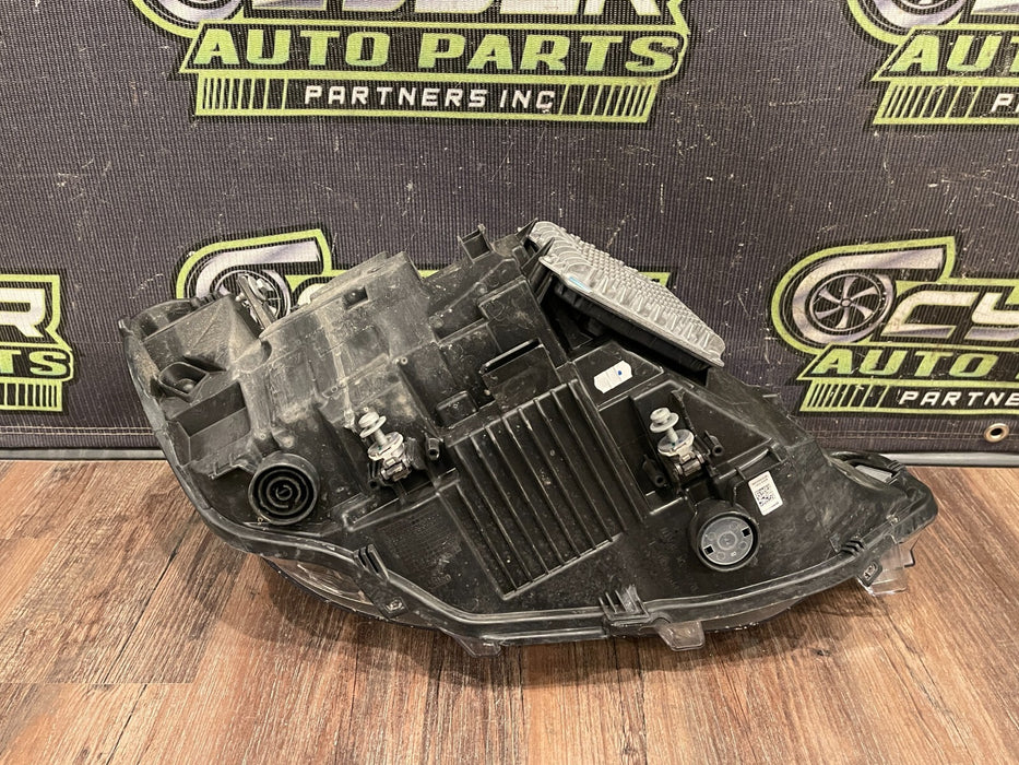 2020 BMW M4 F82 LEFT & RIGHT LED HEADLIGHTS OEM (READ/CLIP INCLUDED)