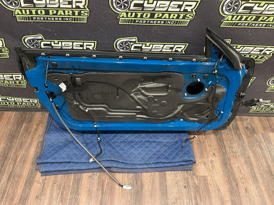 2015-2020 BMW M4 F82 FRONT LEFT DRIVER DOOR LAGUNA SECA BLUE 448 MINOR SCRATCHES