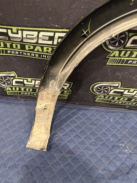 2017 NISSAN TITAN XD REAR LEFT BED FLARE MOULDING OEM 93829 EZ50A