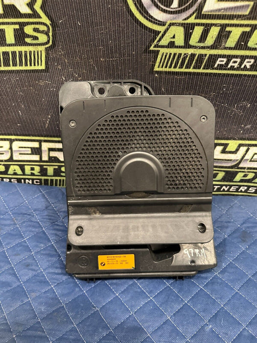 2020 BMW M4 SUBWOOFER RIGHT HARMAN KARDON CENTRAL SPEAKER 6513 9210152-04