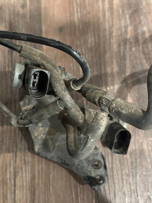 2018 AUDI R8 PLUS VACUUM PUMP RESERVOIR TANK W/ LINES OEM 420 131 541