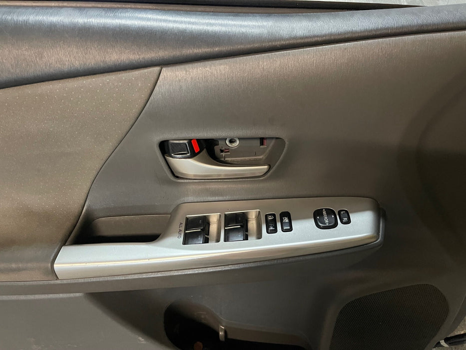 2014 TOYOTA PRIUS V FRONT LEFT LH RED DOOR W PANEL OEM *SUN DAMAGE* (READ!)