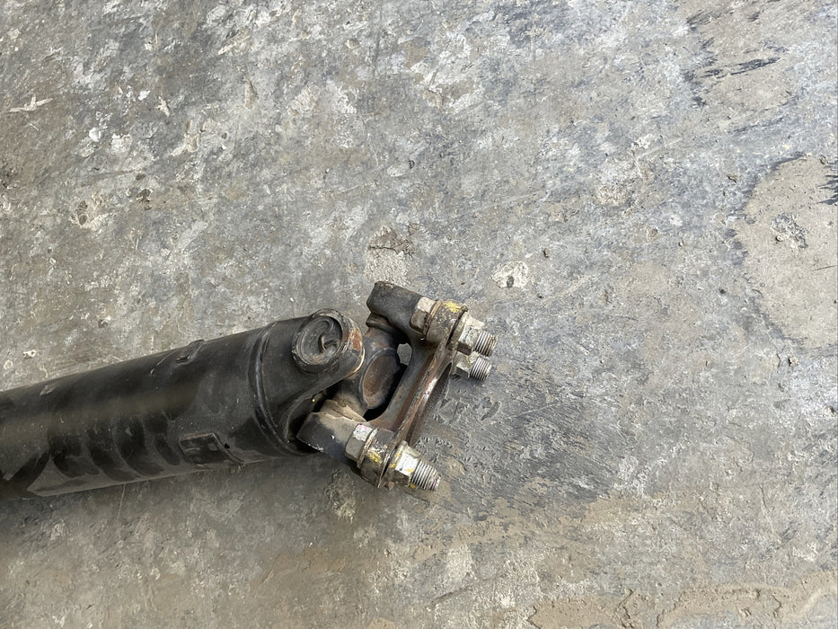 2016-2018 NISSAN TITAN XD 4X4 DIESEL DRIVE SHAFT W/HARDWARE 37300-EZ00D