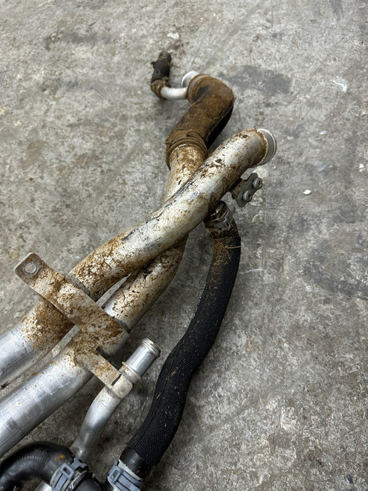 2014 AUDI R8 OEM UNDERBODY CENTER COOLANT PIPE LINE HOSE TUBE 420 121 050 B
