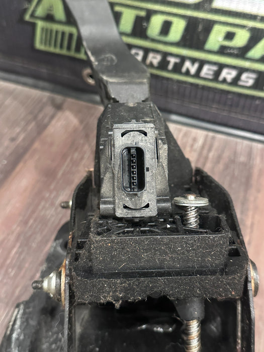 2017-2019 FORD F250 F350 F450 GAS & BREAK PEDAL ASSEMBLY OEM