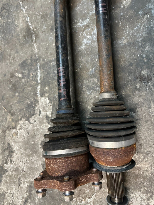 2015 NISSAN 370Z CONVERTIBLE REAR RIGHT LEFT & RIGHT AXLES SHAFT PAIR OEM