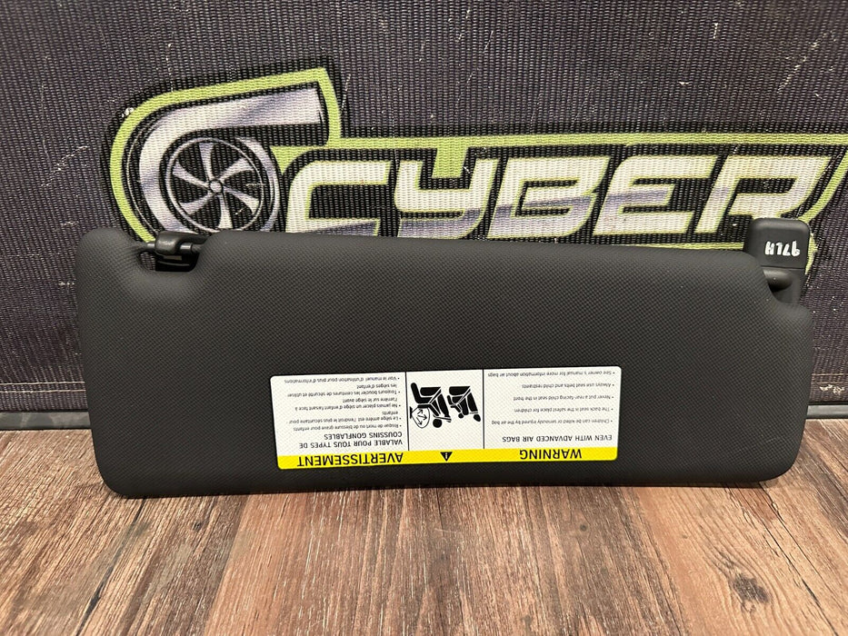 2020 BMW M4 F82 LEFT RIGHT SUN VISOR / SUN BLOCKERS PAIR OEM