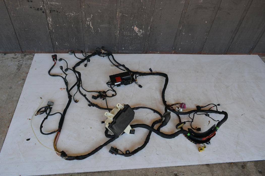2014 MERCEDES S550 ENGINE BAY HARNESS PRE FUSE POSITIVE TERMINAL OEM GENUINE