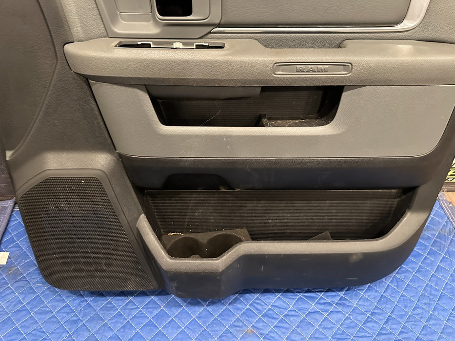 2015 DODGE RAM 2500 FRONT RIGHT DOOR PANEL OEM *SLIGHT WEAR #4*