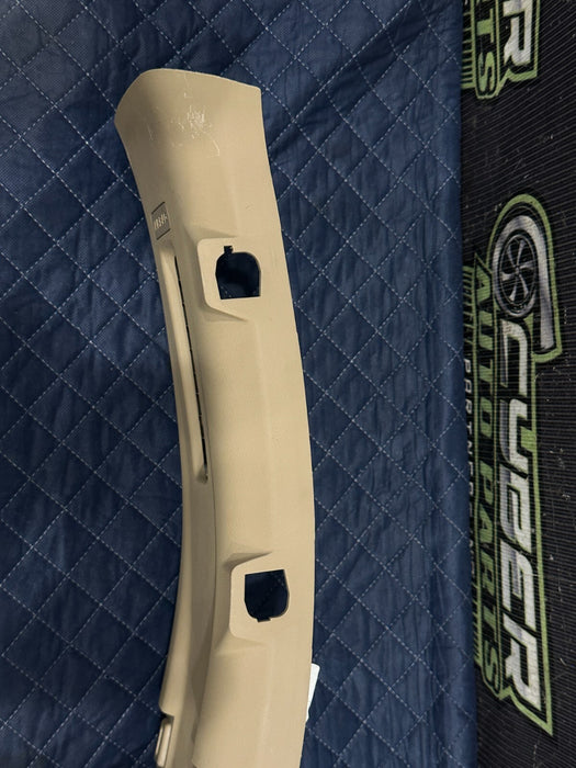 2017-2019 FORD F250 F350 F450 TAN/BEIGE LARIAT RIGHT UPPER B PILLAR OEM *SCUFFS*