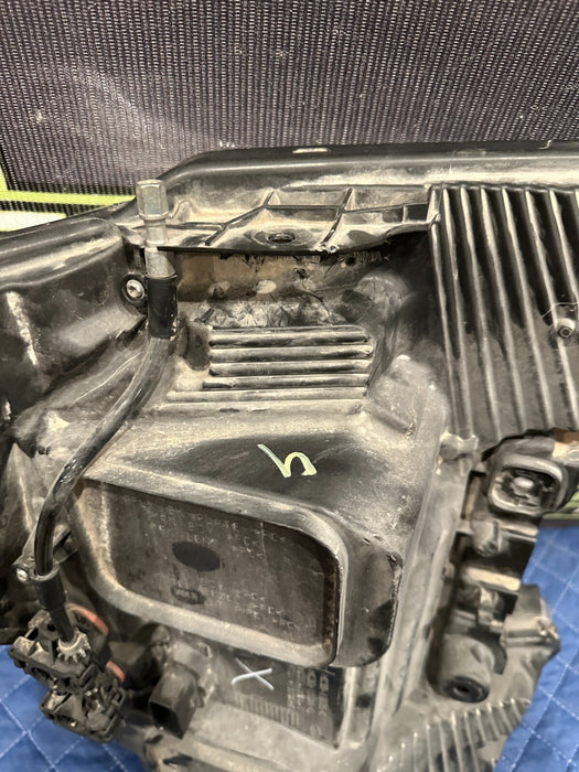 2017-2019 FORD F250 F350 F450 DRIVER LEFT LED HEADLIGHT OEM BROKEN TABS/SCUFFS