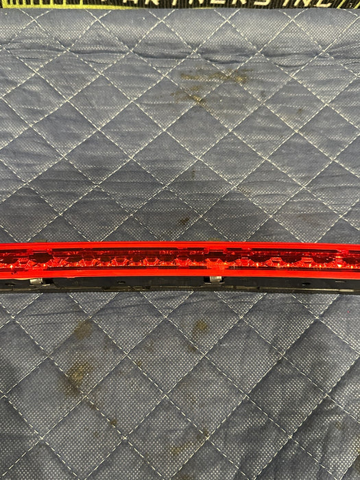 2014 AUDI R8 HIGH MOUNT BRAKE LIGHT LAMP 420 945 097 B OEM