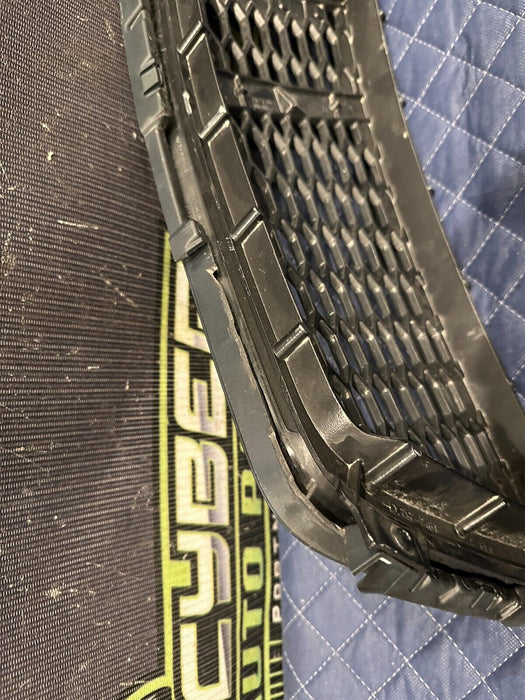 2018 AUDI R8 PLUS SPYDER REAR RIGHT BUMPER GRILLE VENT OEM 4S0 807 698 A