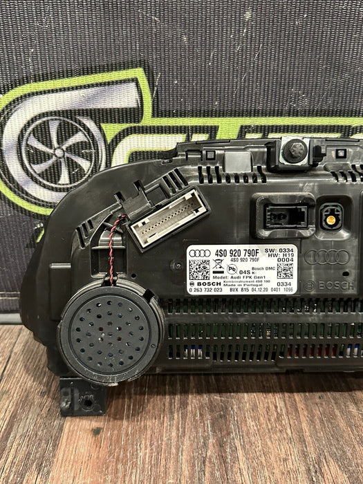 2021 AUDI R8 INSTRUMENT GAUGE CLUSTER SPEEDOMETER OEM *WATER DAMAGE* 14K MILES