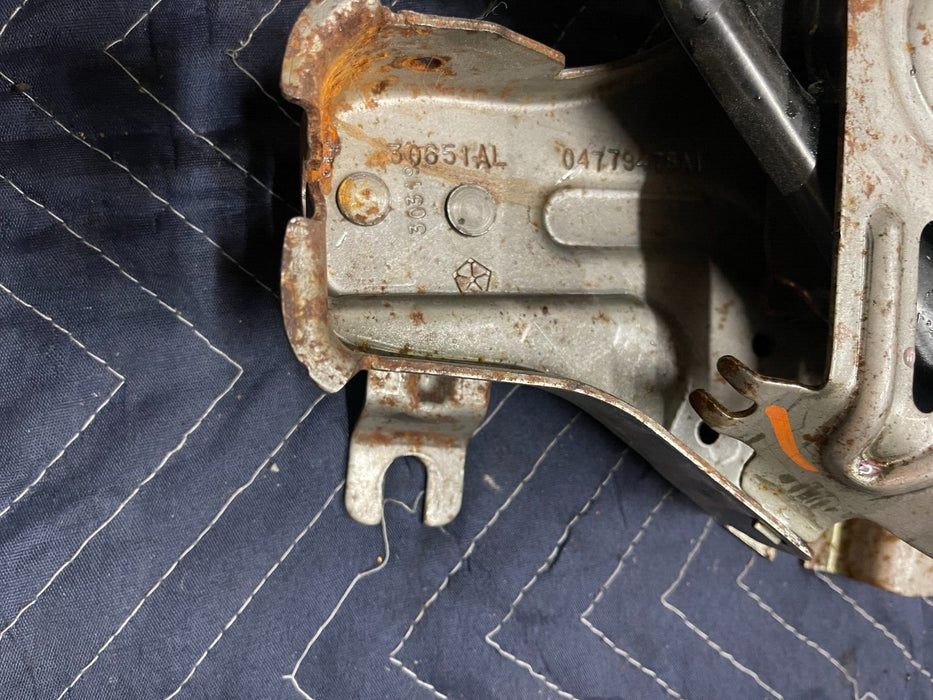 2019 DODGE CHALLENGER HELLCAT EMERGENCY FOOT PARKING E BRAKE PEDAL OEM