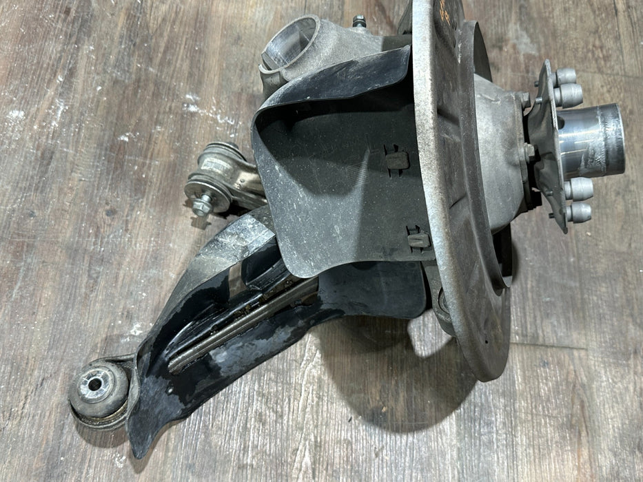 2014 PORSCHE 911 TURBO S 991 FRONT LEFT HUB KNUCKLE SPINDLE ASSEMBLY OEM