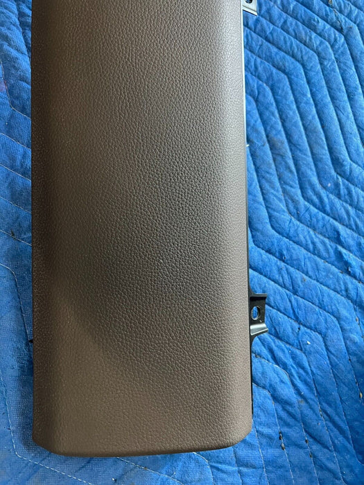 2016 2019 NISSAN TITAN XD FRONT RIGHT DASH PANEL FINISH MOLDING TRIM 68134EZ00A