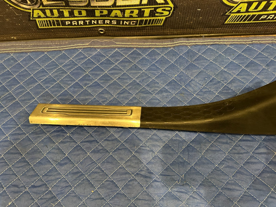 2021 RAM 2500 LARAMIE REAR RIGHT KICK SILL SCUFF PANEL OEM