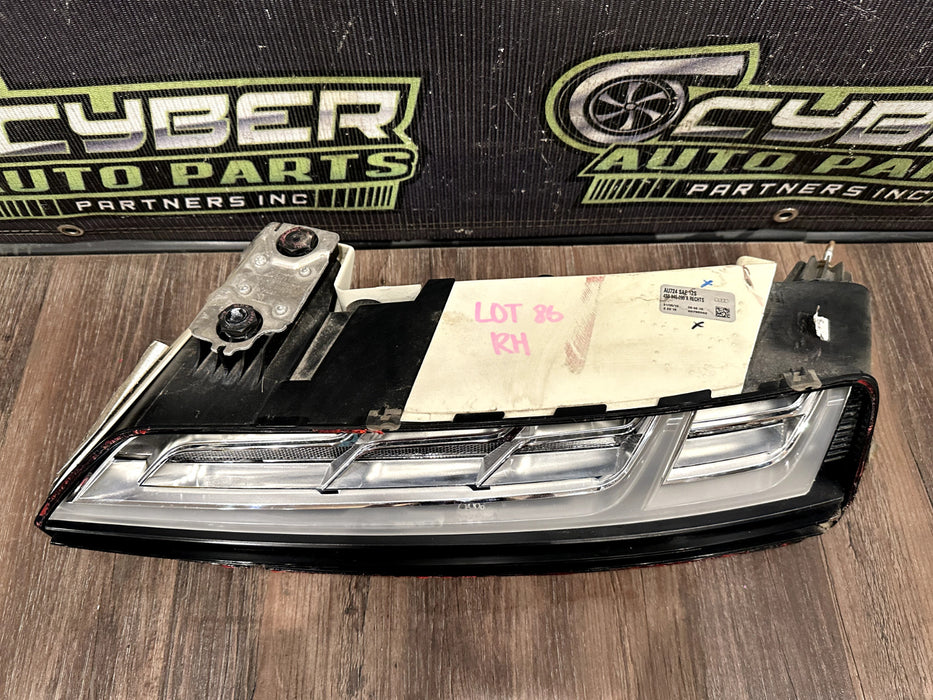 2017 2018 AUDI R8 PLUS REAR RIGHT LED TAILIGHT OEM *LENS & HOUSING/READ*