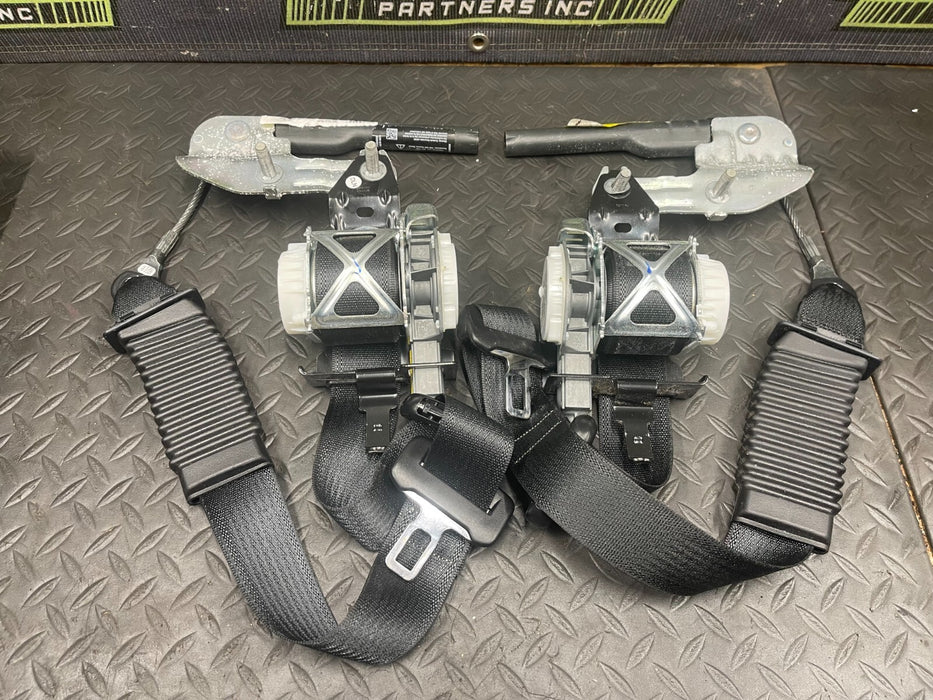 2018 2019 FORD F250 F350 F450 PLATINUM FRONT SEATBELTS LEFT RIGHT BLACK OEM