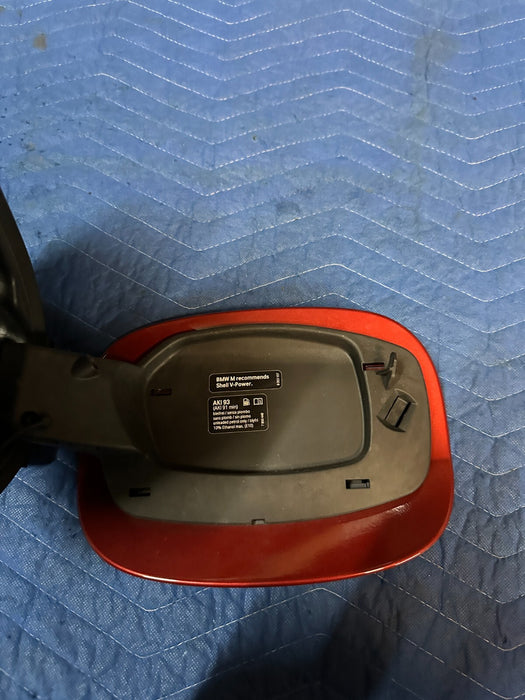 2020 BMW M8 COMPETITION F93 G16 OEM REAR FUEL TANK DOOR CAP COVER LID W/HOUSING