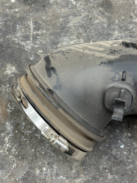 2023 2024 FORD F250 F350 CLEAN AIR INTAKE TUBE LC34 9R504 AD